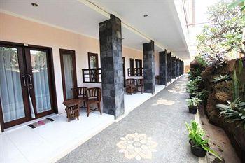 Sapta Petala Hotel *